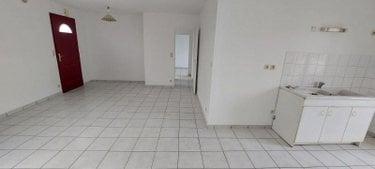 Maison à louer à Saint-Germain-des-Prés dans le Maine-et-Loire (49170), ref : 12516/1084