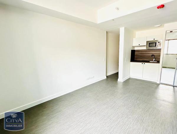 Appartement à louer 1 pièce 28.59m² Reims (51100)