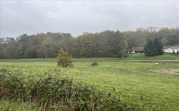 Terrain à vendre |  Saint-Pierre-de-Chignac |  1613 m²