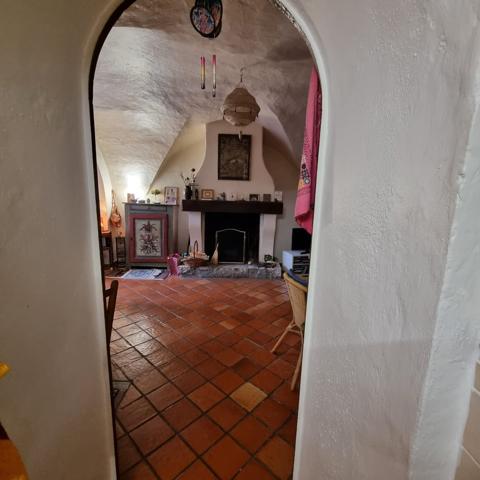 Maison de village à PEIPIN (04200)