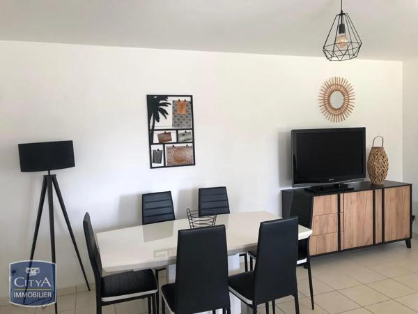 Appartement à louer 3 pièces 60.17m² Tours (37100)