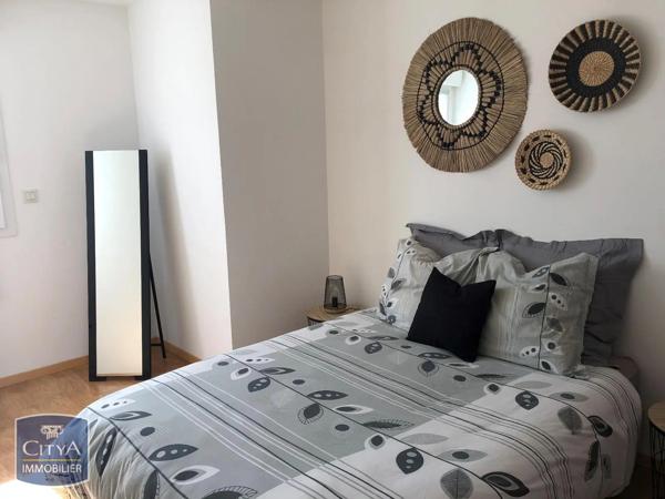 Appartement à louer 3 pièces 60.17m² Tours (37100)