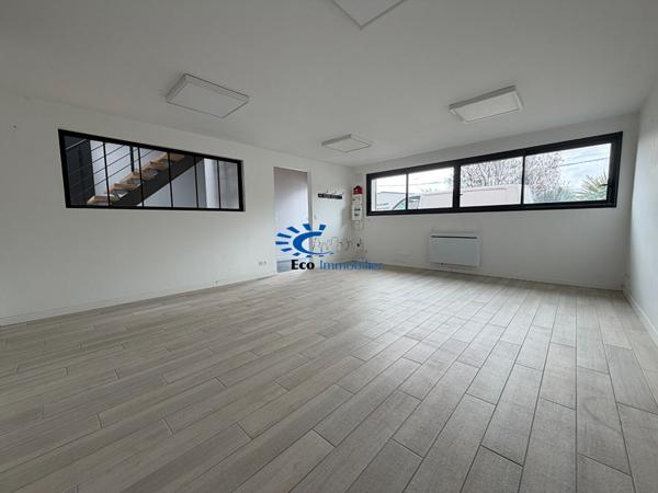 SAINT VIVIEN LOCAL DE 200M² AVEC PARKING  Saint vivien