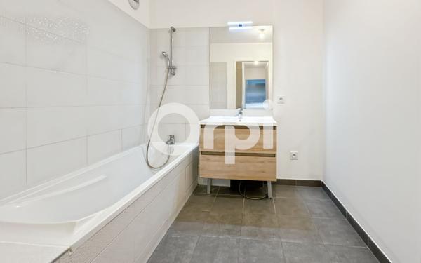 Appartement à vendre    3 pièces • 61,70 m2 Mantes-la-Jolie