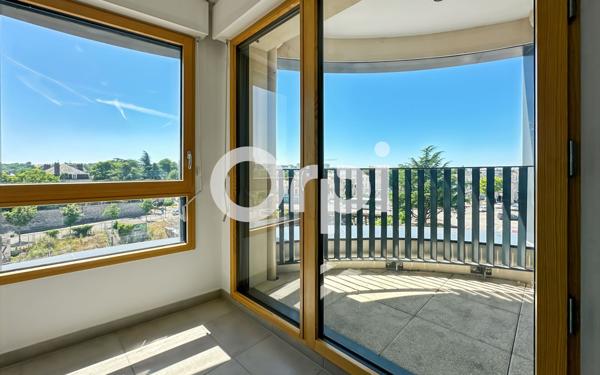 Appartement à vendre    3 pièces • 61,70 m2 Mantes-la-Jolie