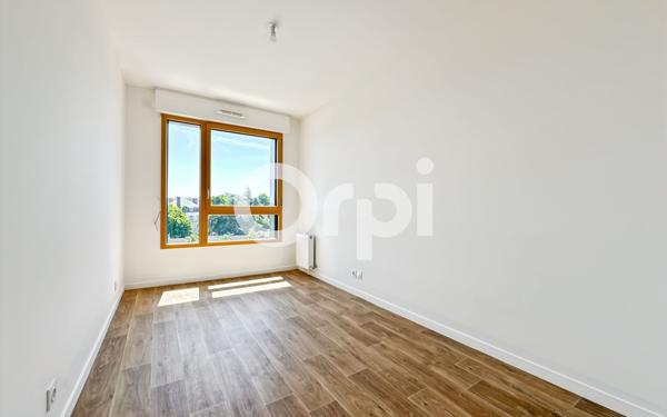Appartement à vendre    3 pièces • 61,70 m2 Mantes-la-Jolie