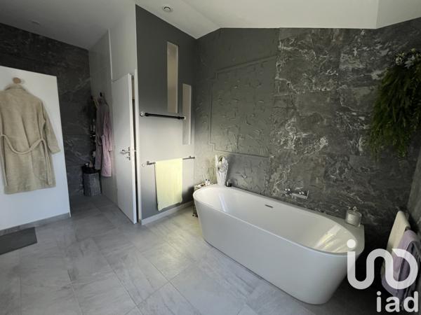 Maison à vendre 6 pièces 141 m² Saint-Jean-de-Monts