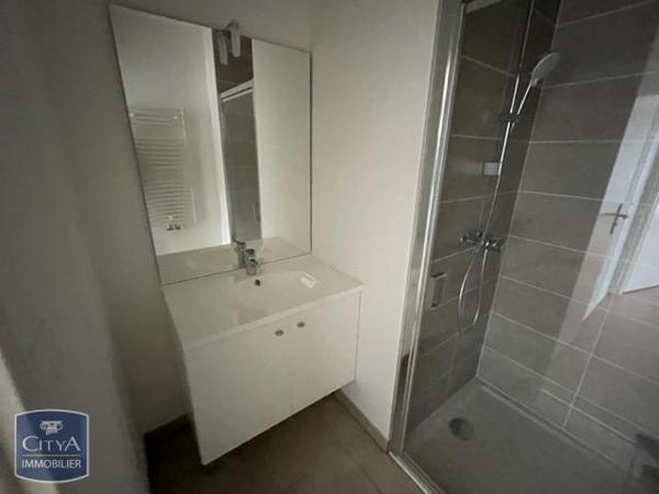 Appartement à louer 3 pièces 78.55m² Angers (49100)