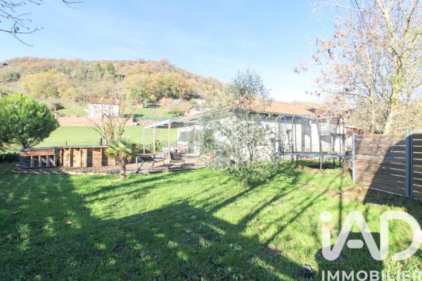 Maison à vendre 6 pièces 207 m² Saint-Affrique