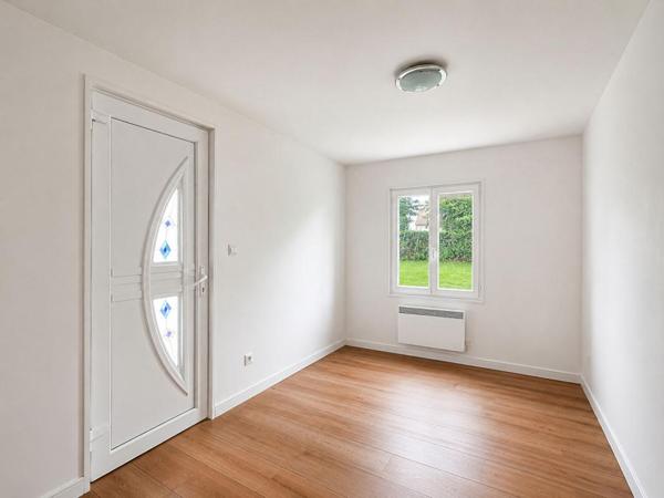 Maison familiale de charme entièrement rénovée de 80 m² -  4 pièces, jardin, 3 terrasses et dépendance aménageable