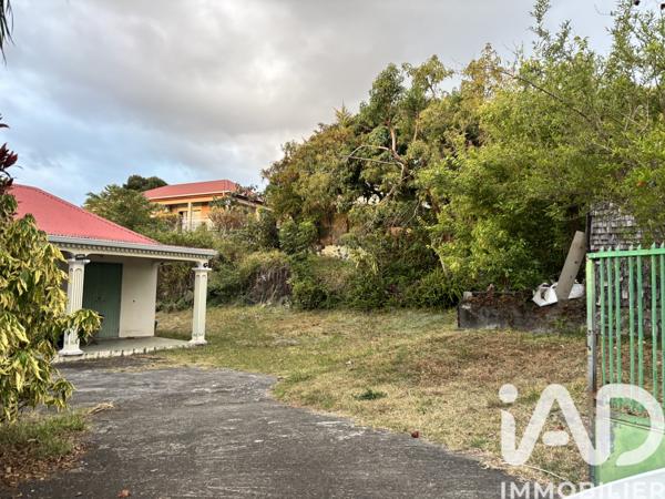 Terrain à vendre 1 208 m² Le Tampon