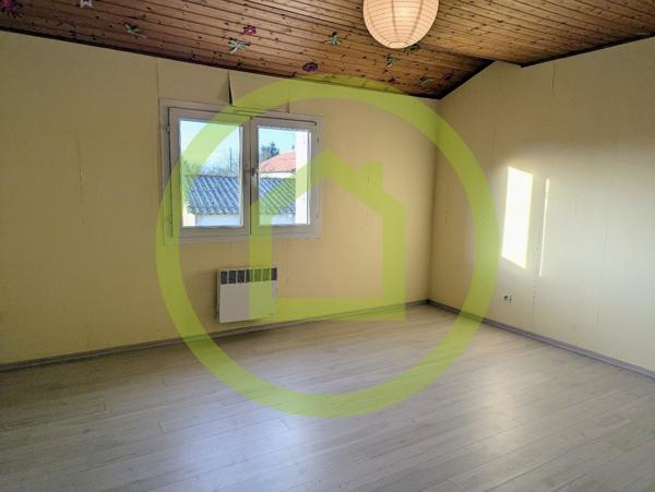 Maison et dépendances à MAULEON (79700)