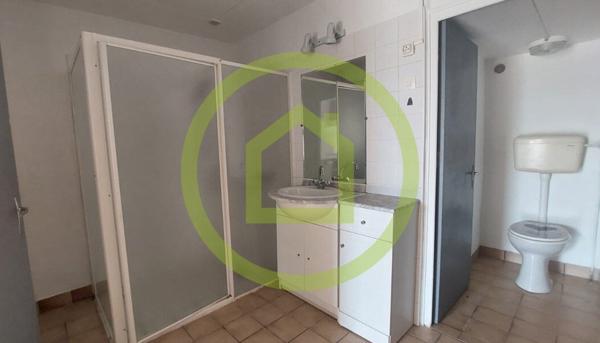 Maison et dépendances à MAULEON (79700)