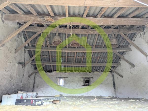 Maison et dépendances à MAULEON (79700)