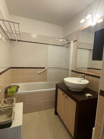 RARE OPPORTUNITE Magnifique T3 Meublé Garage terrasse et cellier