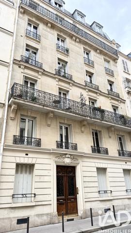 Appartement à vendre 4 pièces 57,18 m² Paris 17