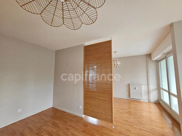 Appartement T1 bis lumineux avec grand balcon – Blanquefort