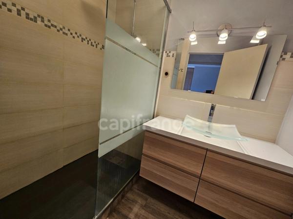 Appartement T1 bis lumineux avec grand balcon – Blanquefort
