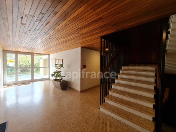 Appartement T1 bis lumineux avec grand balcon – Blanquefort
