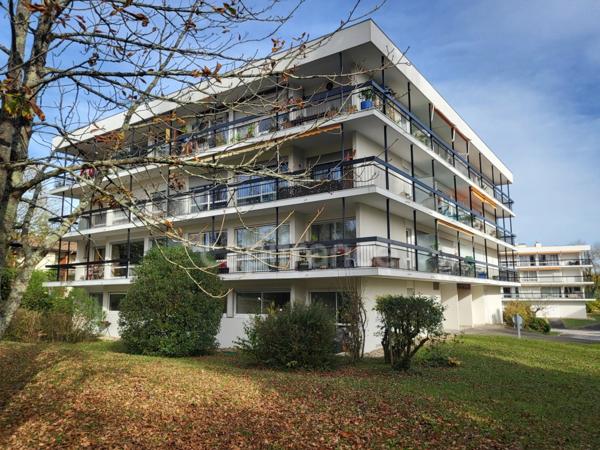 Appartement T1 bis lumineux avec grand balcon – Blanquefort