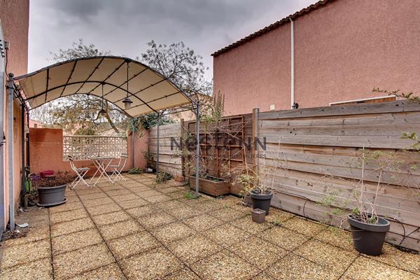 EXCLUSIVITÉ Maison familiale de 4 chambres avec piscine, jacuzzi & terrasse Secteur Sud de Vitrolles