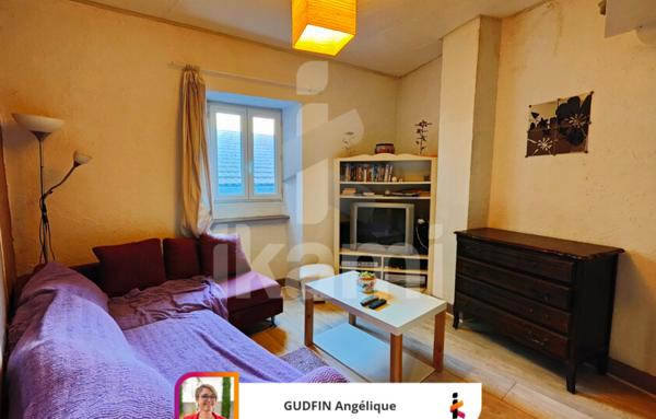 Maison de village avec 3 chambres à réhabiliter