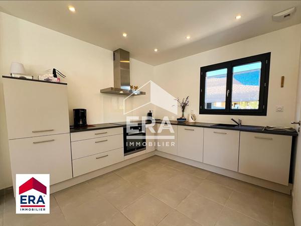 Maison moderne de 100 m2 avec piscine