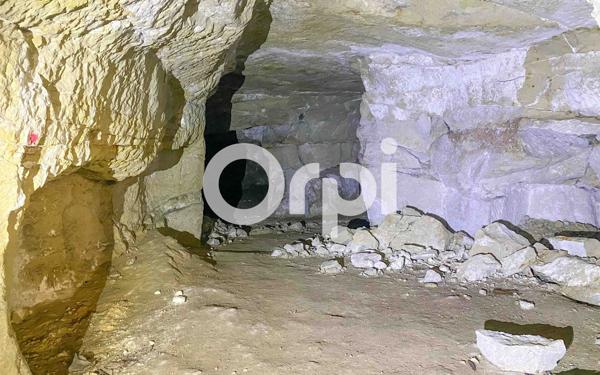 Terrain à vendre    Distré