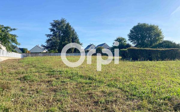 Terrain à vendre    Distré