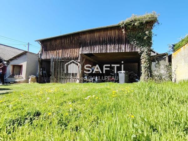 Un local commercial avec une belle visibilité !