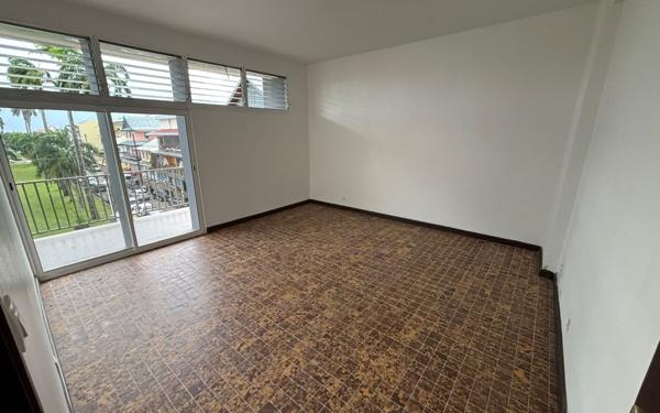 Appartement à louer    4 pièces • 93,59 m2 Cayenne