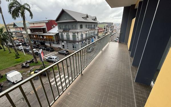 Appartement à louer    4 pièces • 93,59 m2 Cayenne