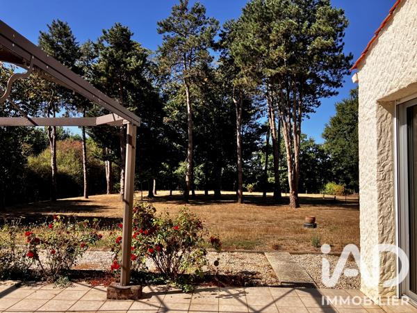 Maison à vendre 11 pièces 276 m² Mareuil-sur-Lay-Dissais