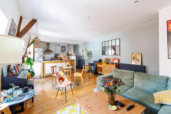 Appartement lumineux de 3 pièces de 89.66 m2 - Orthez centre-ville