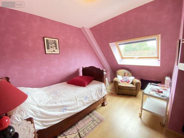 Maison à vendre à Loudéac dans les Côtes-d'Armor (22600), ref : 22110-2284