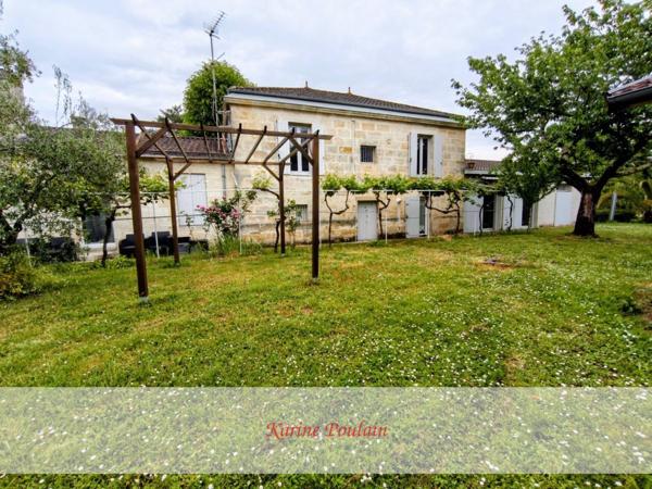 Maison à vendre 12 pièces de 228 m²