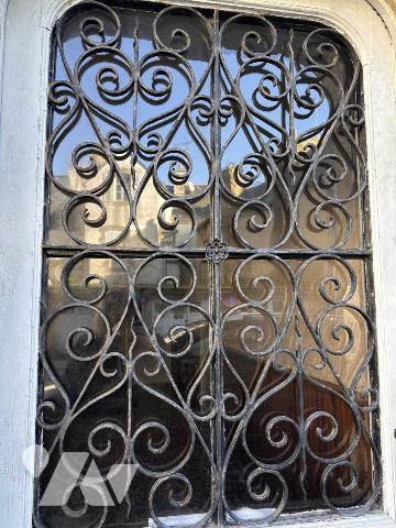 A VENDRE 56 VANNES Le Port, superbe T2 61 m², au 1er étage avec petite vue sur le Port