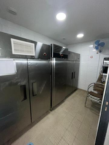 Local visible - proche de gare -potentiel immédiat