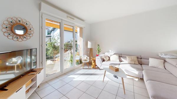 Maison Larressore 4 pièces principales + garage, cave et buanderie 117m² utiles