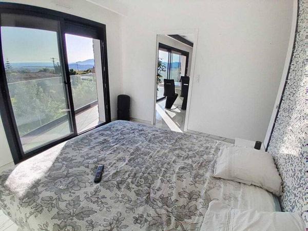 Maison à vendre 5 pièces de 158 m²