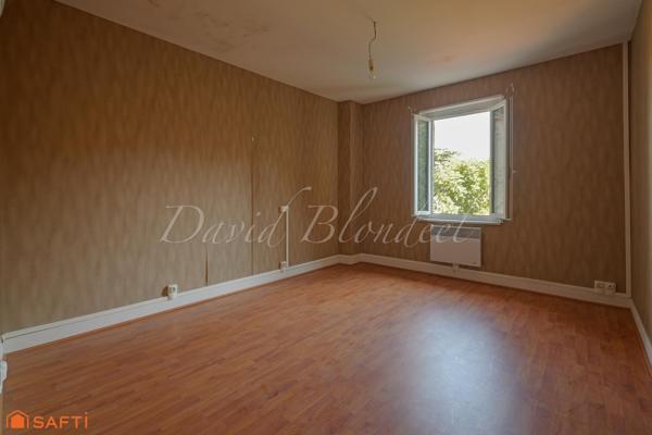 Maison de village. - BRIATEXTE