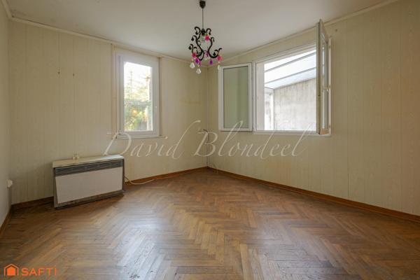 Maison de village. - BRIATEXTE