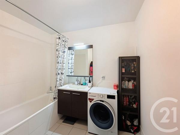 Appartement F3 à vendre  3 pièces - 63,38 m2 ST PRIEST - 69