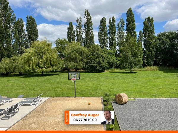 Maison de plus de 220 m² sur terrain de 6 850 m²