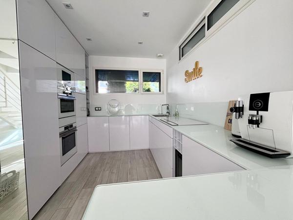 Maison 6 pièce(s) 131 m2