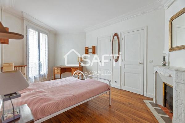 2 PIECES AVEC CHARME DE L'ANCIEN EN ETAGE ELEVE