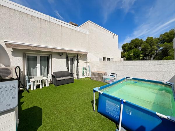 Appartement Vitrolles 3 pièces	 62.96 m2