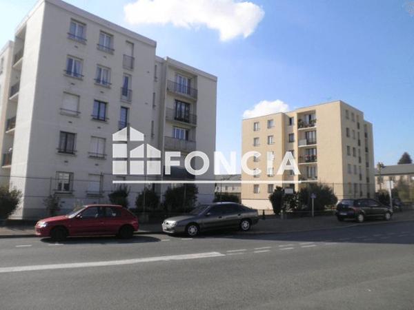 Location Appartement 4 pièces 72.3 m² - 3 RUE GEOFFROY Gien 45500
