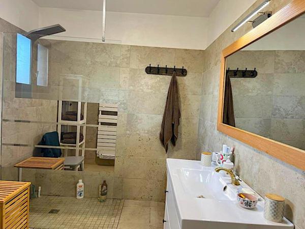 Maison de campagne en pierres