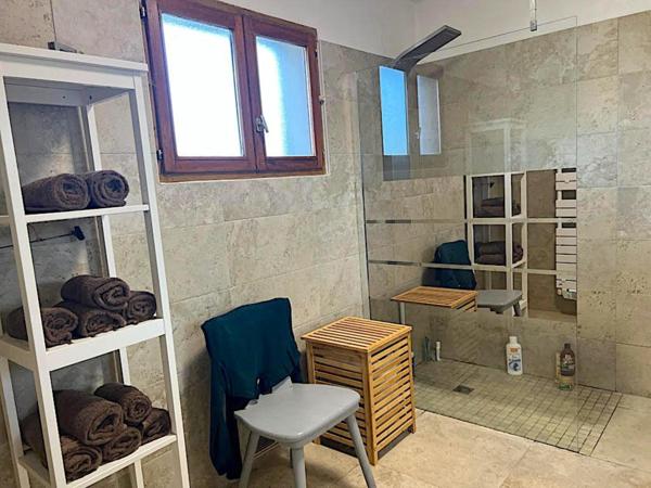 Maison de campagne en pierres